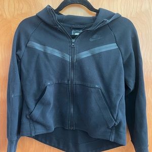 Nike boys large loose fit black zip-up jacket